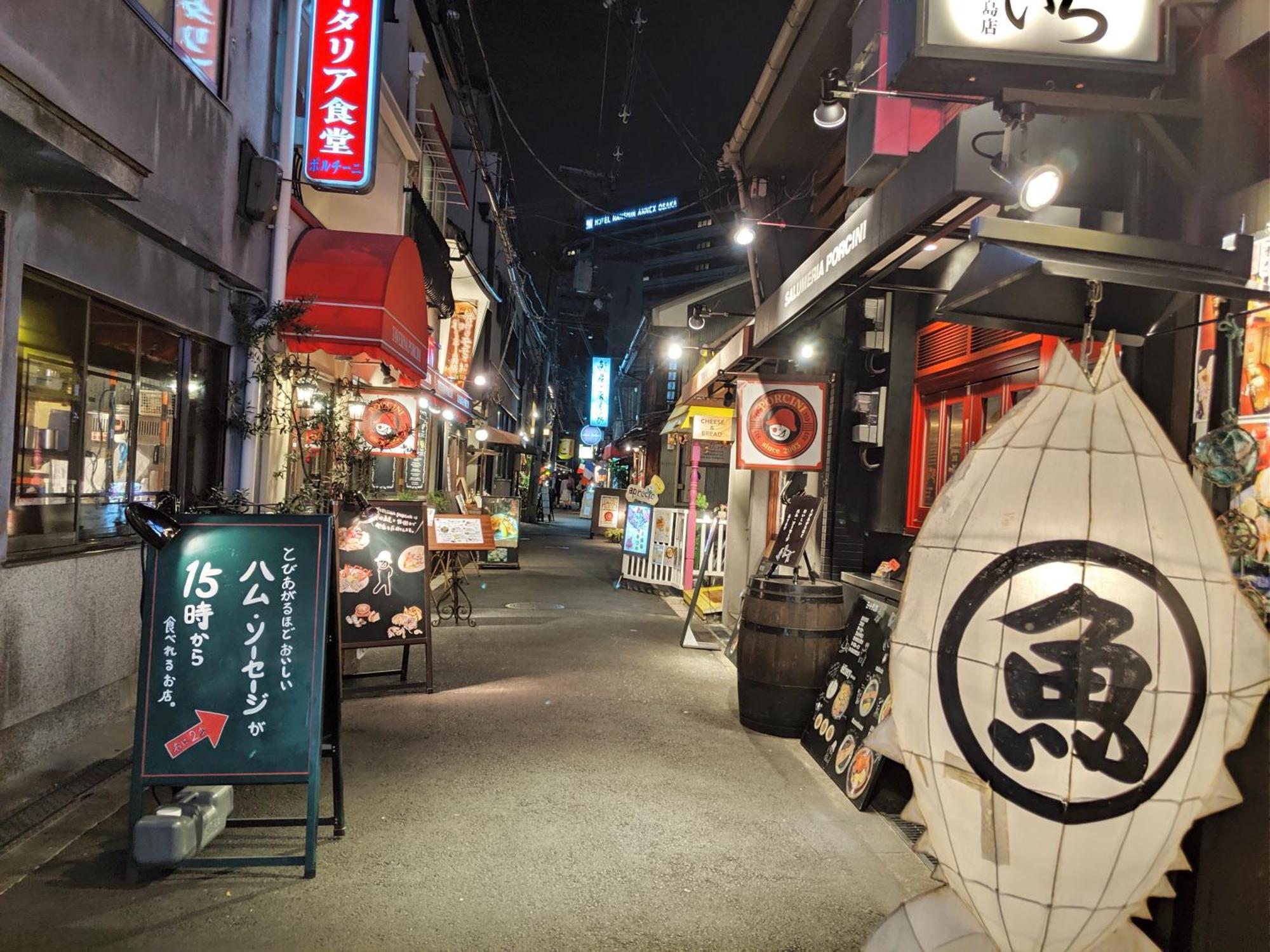 Roundabout Osaka Apartment Bagian luar foto